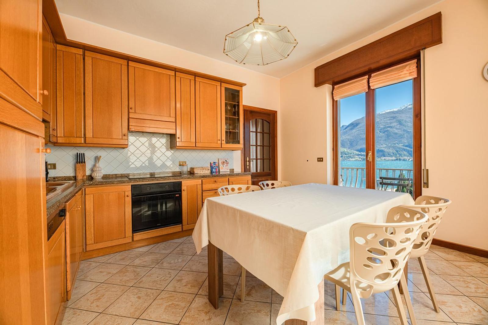 Appartamento Bellavista - Lake Como View - Near The Beach Cremia Exterior photo